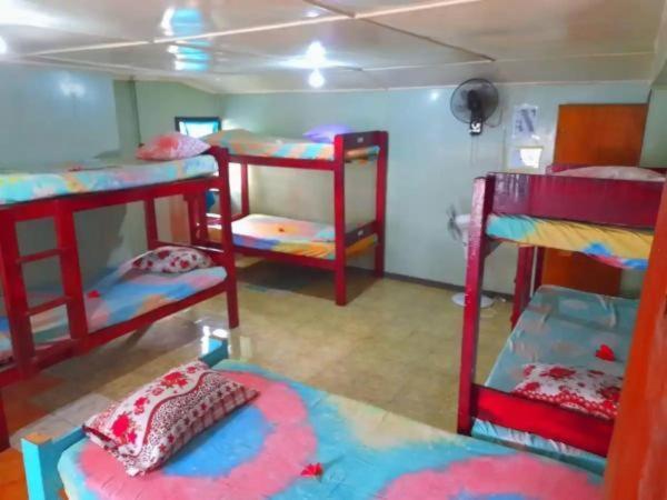 Mana Lagoon Backpackers Экстерьер фото