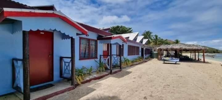 Mana Lagoon Backpackers Экстерьер фото