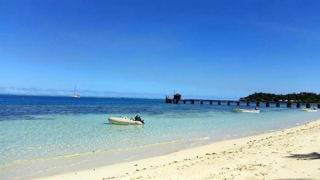 Mana Lagoon Backpackers Экстерьер фото